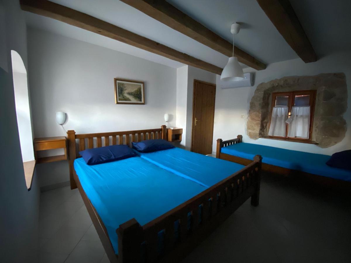 Holiday Home Hauser Vrbanj Exterior photo